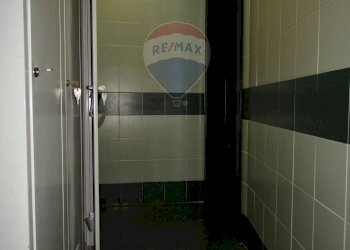 Negozio Viale Fratelli Cervi, 2/e 
 Correggio, Correggio - foto 18