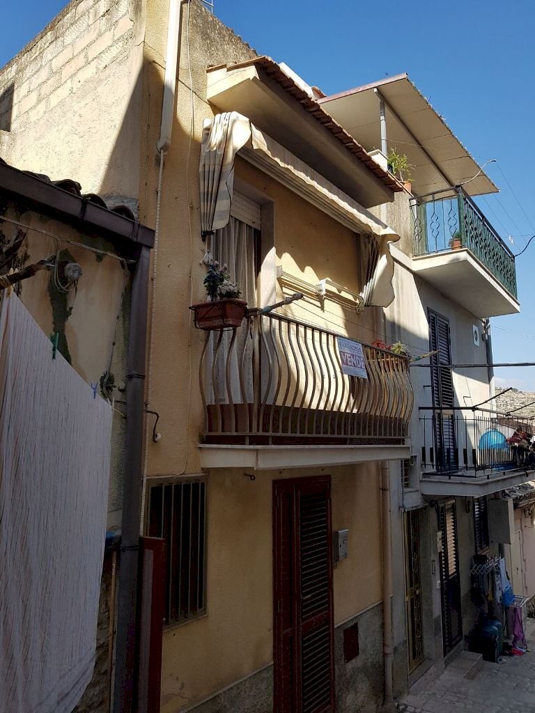 Casa indipendente VIA ASMARA, Scicli - foto 1