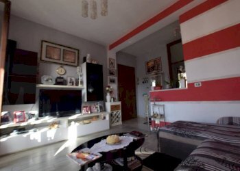 Salone - Quadrilocale piazza Don Pennino, 4, San Michele Mondovì - foto 8