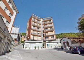 Zona - Quadrilocale piazza Don Pennino, 4, San Michele Mondovì - foto 18