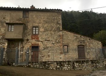 esterni - Rustico Via di Spicciano, Vaiano - foto 4