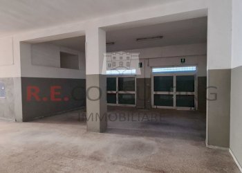 20231009_105118.jpg - Locale Commerciale Viale Europa 33, Martina Franca - foto 7