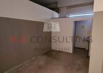 20231009_105213.jpg - Locale Commerciale Viale Europa 33, Martina Franca - foto 9