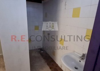 20231009_105318.jpg - Locale Commerciale Viale Europa 33, Martina Franca - foto 12