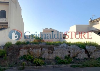 WhatsApp Image 2023-10-10 at 08.54.01-3_risultato. - Terreno edificabile Tito Schipa, Scorrano - foto 4