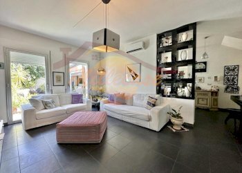 d7152a0d-cf20-44a0-b8a5-688acf6b947d.jpeg - Villa a Schiera Viale Edoardo Garrone, Melilli - foto 1