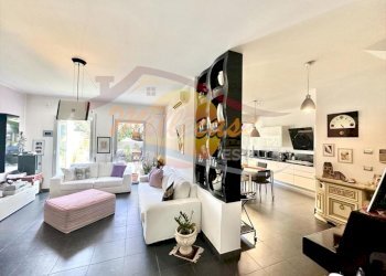 dae6527b-2068-4655-bd65-1e03f4b5ed53.jpeg - Villa a Schiera Viale Edoardo Garrone, Melilli - foto 21