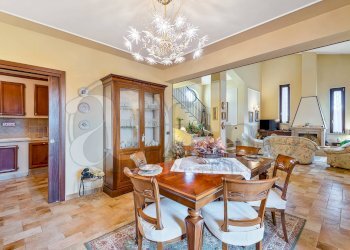 Villa Unifamiliare Strada Sant'Antonino, Cassino - foto 12