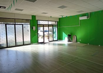 IMG_20231011_094445.jpg - Locale Commerciale Ragusa - foto 2