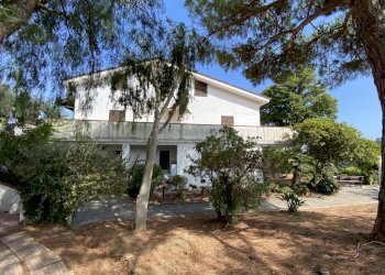 image00013.jpeg - Villa Strada Comunale dei Massabovi 16, Imperia - foto 11