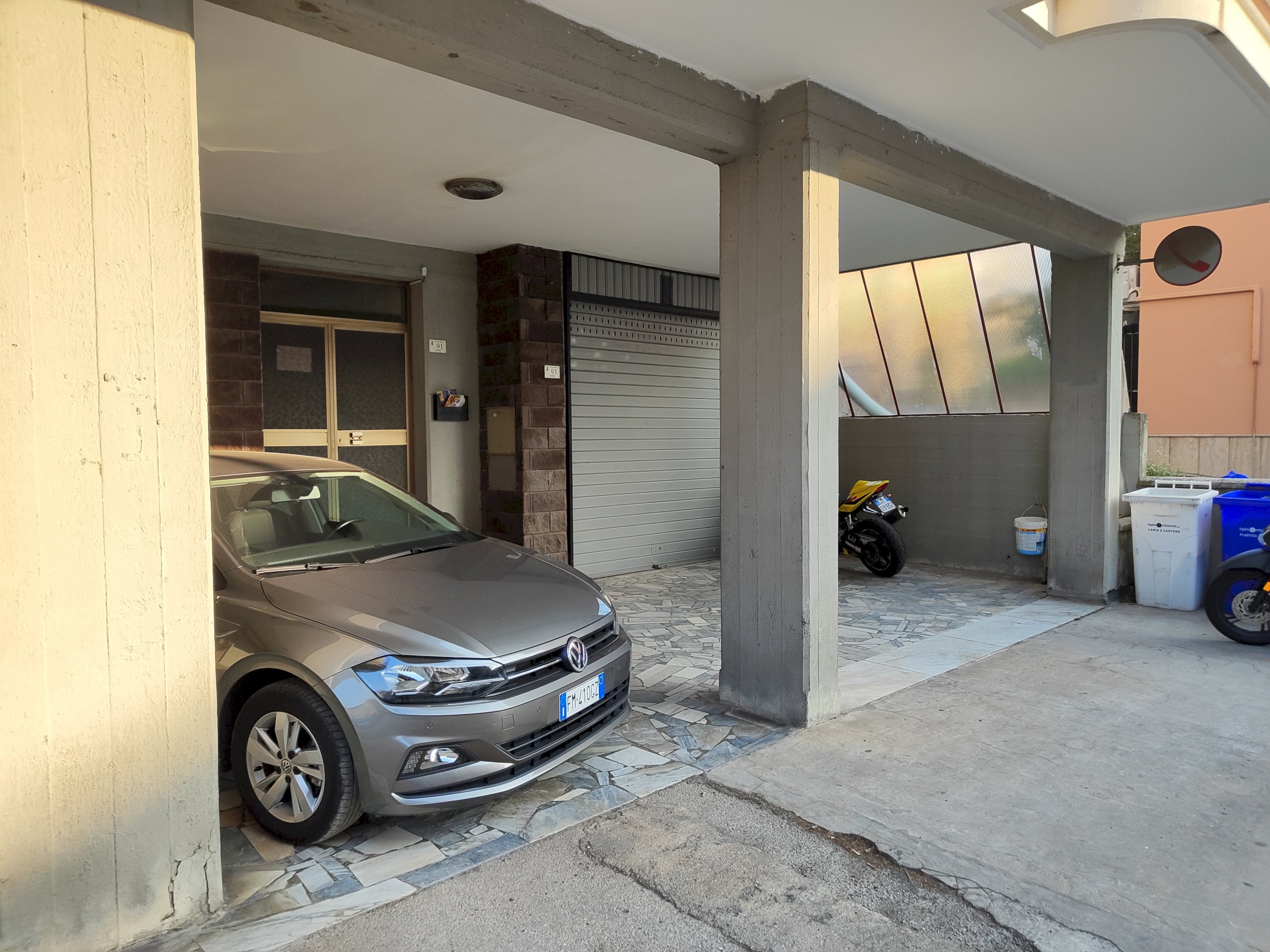 Locale Commerciale Via Cesinali, Atripalda - foto 1