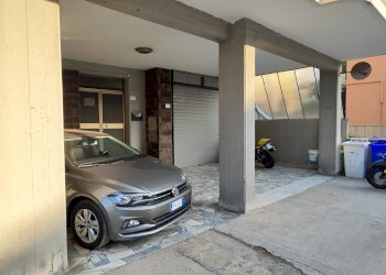 Locale Commerciale Via Cesinali, Atripalda - foto 1