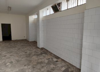 Locale Commerciale Via Cesinali, Atripalda - foto 3