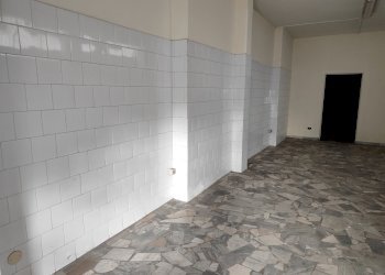 Locale Commerciale Via Cesinali, Atripalda - foto 4