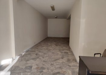 Locale Commerciale Via Cesinali, Atripalda - foto 8