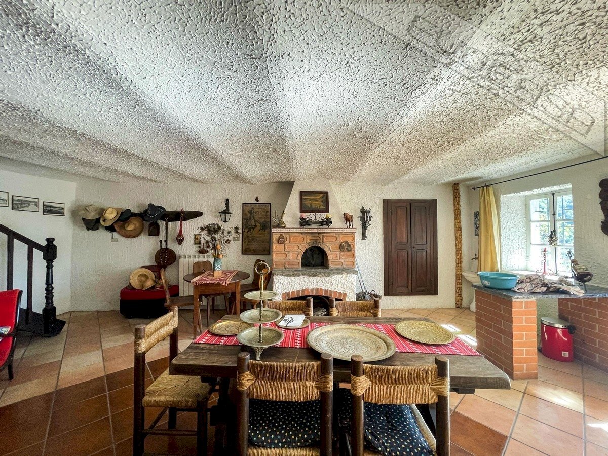 Independent house Borgata Saretto , Perosa Argentina - photo 3