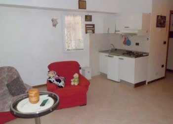 CUCINA  3 - Casa indipendente via Enrico Pietrafraccia, Ceriale - foto 32