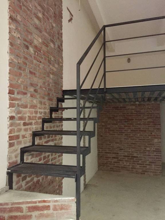 Scala - Magazzino piazza San Carlo, Torino (zona Centro) - foto 2