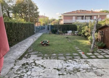 Villa via Fivizzano, Massa - foto 8