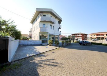 Retecasa_Cornedo - Posto Auto Via Monte Verlaldo 85, Cornedo Vicentino - foto 2