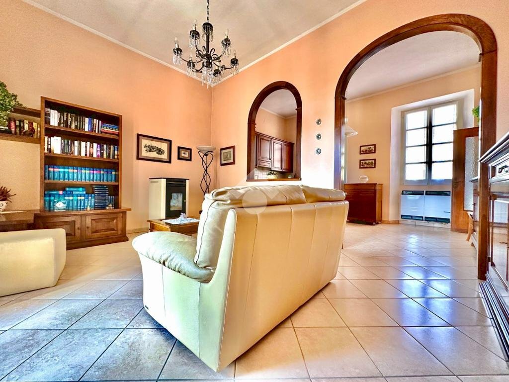 Casa indipendente Via Domenico Carbone, Villalvernia - foto 1