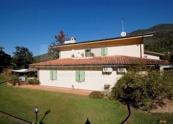 DSC_0011.JPG - Villa Via Valdicastello Carducci 36, Pietrasanta - foto 8