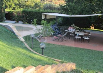 09P.jpg - Villa Via Valdicastello Carducci 36, Pietrasanta - foto 12