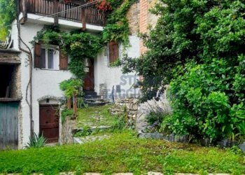 Immagine WhatsApp 2025-10-21 ore 08.49.32_8ebd5239 - Quadrilocale Via IV Novembre, Molini di Triora - foto 2