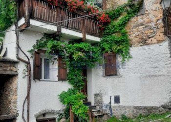 Immagine WhatsApp 2025-10-21 ore 08.49.32_446d96d9 - Quadrilocale Via IV Novembre, Molini di Triora - foto 14