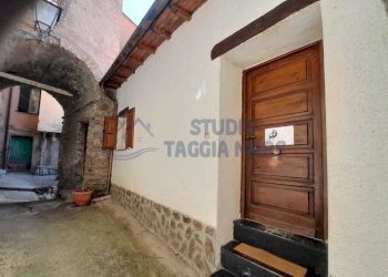 Immagine WhatsApp 2025-10-21 ore 08.49.33_49e7cf9c - Quadrilocale Via IV Novembre, Molini di Triora - foto 20