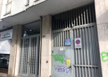 ingresso/uscita - Box corso Sebastopoli, 196, Torino (zona Santa Rita) - foto 3