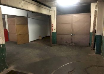 Interno Box - Box corso Sebastopoli, 196, Torino (zona Santa Rita) - foto 9