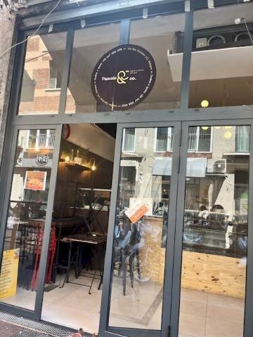 Interno non residenziale - Bar Tavola Calda - Fredda via Ugo Bassi, Bologna (zona Centro Storico) - foto 1