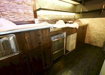 IMG_2590.JPG - Locale Commerciale Via Piazza Villaganzerla, Castegnero - foto 6