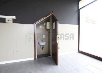 IMG_2575.JPG - Locale Commerciale Via Piazza Villaganzerla, Castegnero - foto 17