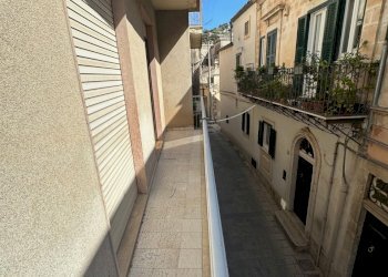 IMG_8310.jpg - Quadrilocale VIA CARLO PAPA 26, Modica - foto 3