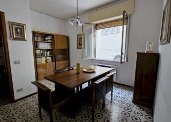 20240314_164855.jpg - Quadrilocale VIA CARLO PAPA 26, Modica - foto 11