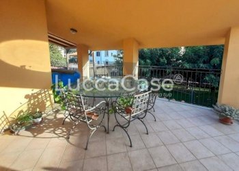 Villa Lucca (neighborhood Mugnano) - photo 1