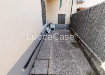 Locale Commerciale Lucca (zona Sant'Anna) - foto 9
