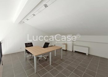 Office Lucca (neighborhood San Concordio Contrada) - photo 6