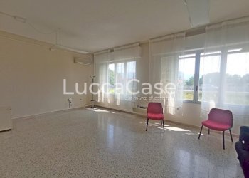 Office Lucca (neighborhood San Concordio Contrada) - photo 17