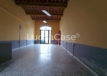 Commercial Premises Nave - photo 2