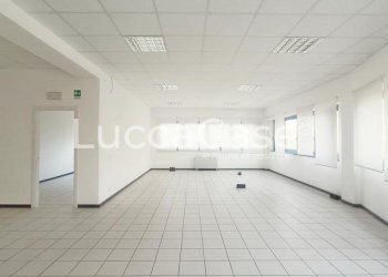 Ufficio Lucca (zona Sant'Anna) - foto 9