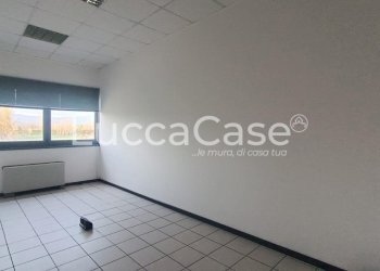 Ufficio Lucca (zona Sant'Anna) - foto 20
