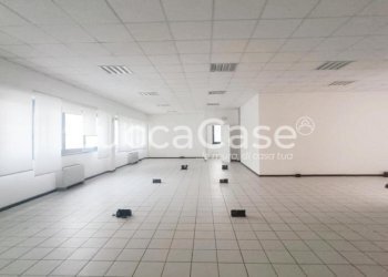 Office Lucca (neighborhood Sant'Anna) - photo 6