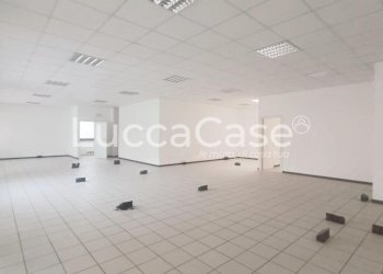 Office Lucca (neighborhood Sant'Anna) - photo 9