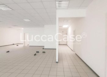 Office Lucca (neighborhood Sant'Anna) - photo 11