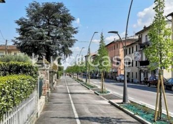Office Lucca (neighborhood Sant'Anna) - photo 6