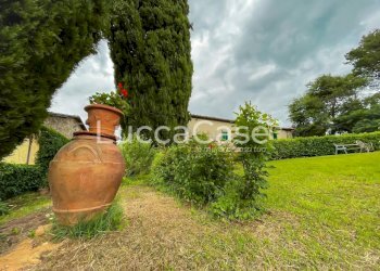 Casale Lucca (neighborhood Vicopelago) - photo 3
