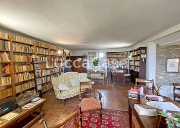 Casale Lucca (neighborhood Vicopelago) - photo 47
